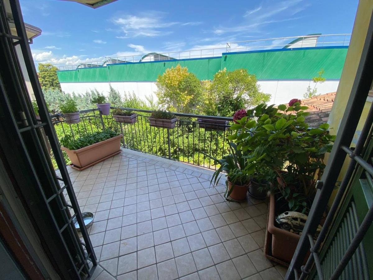 Desenzano Luxury Apartment ديسينسانو ديل غاردا المظهر الخارجي الصورة