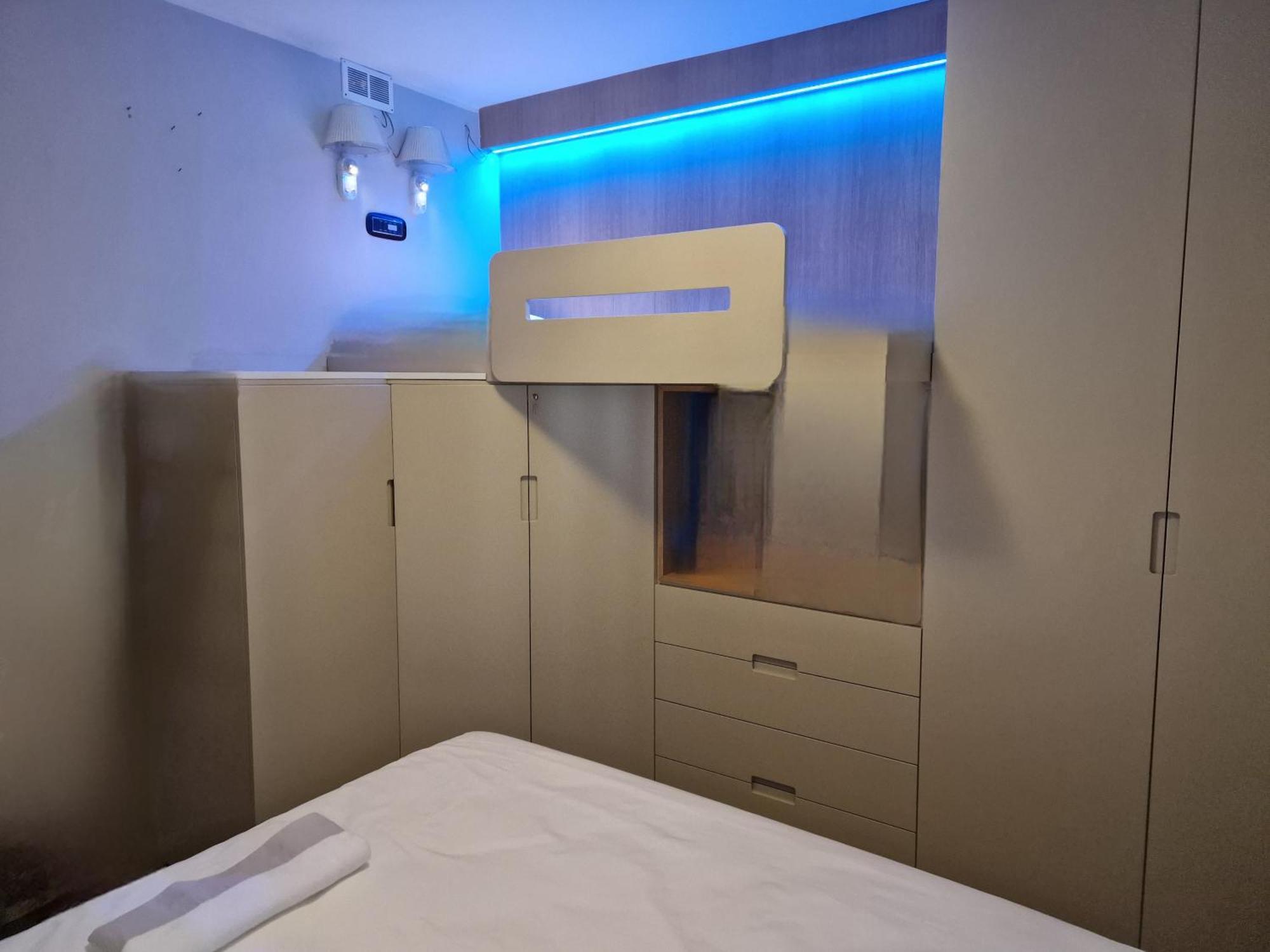 Desenzano Luxury Apartment ديسينسانو ديل غاردا المظهر الخارجي الصورة